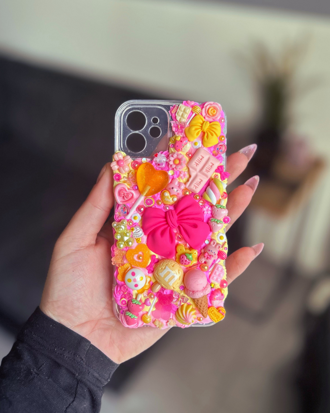 La Fully - Coque chargée en ultra relief !