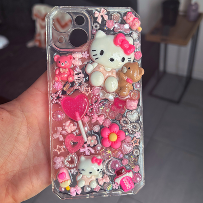 La SANRIO - Coque en résine avec tes personnages préférés !